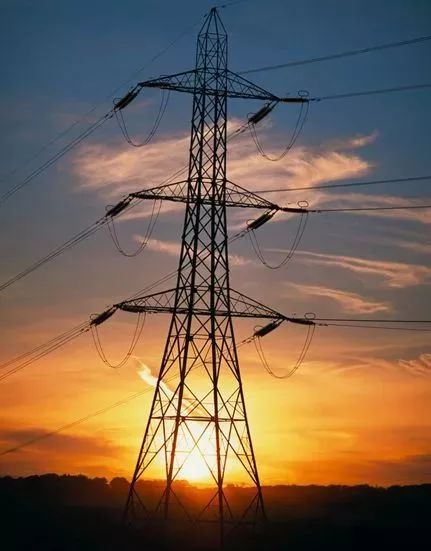 看一個(gè)電力鐵塔，你能推出多少信息